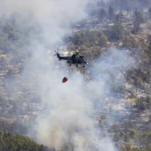 sakar daginda yanginla mucadele devam ediyor Oj1OKbjD
