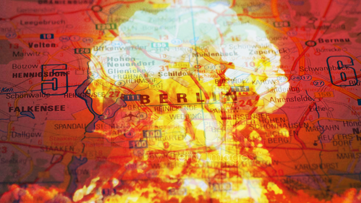 almanyada bomba alarmi 10 bin kisi tahliye edildi O9M239NA