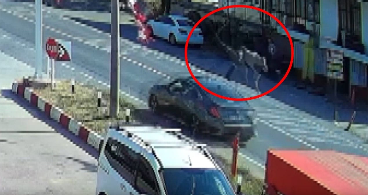 otomobil carpti metrelerce havaya savruldu ebjcjpiX