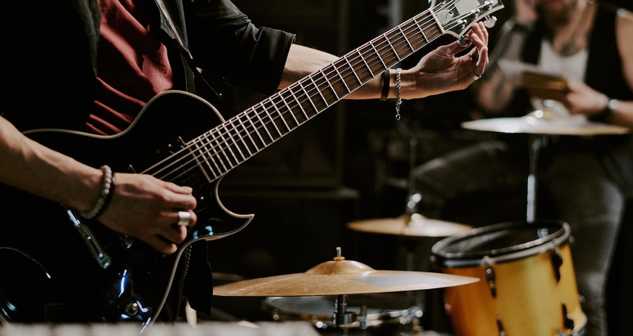 rock grubu tutuklandi idQf7tGm