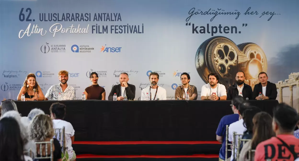 antalya altin portakal film festivalinde baglar kokler ve tutkular filmi gosterildi a3A1qkhD.jpg
