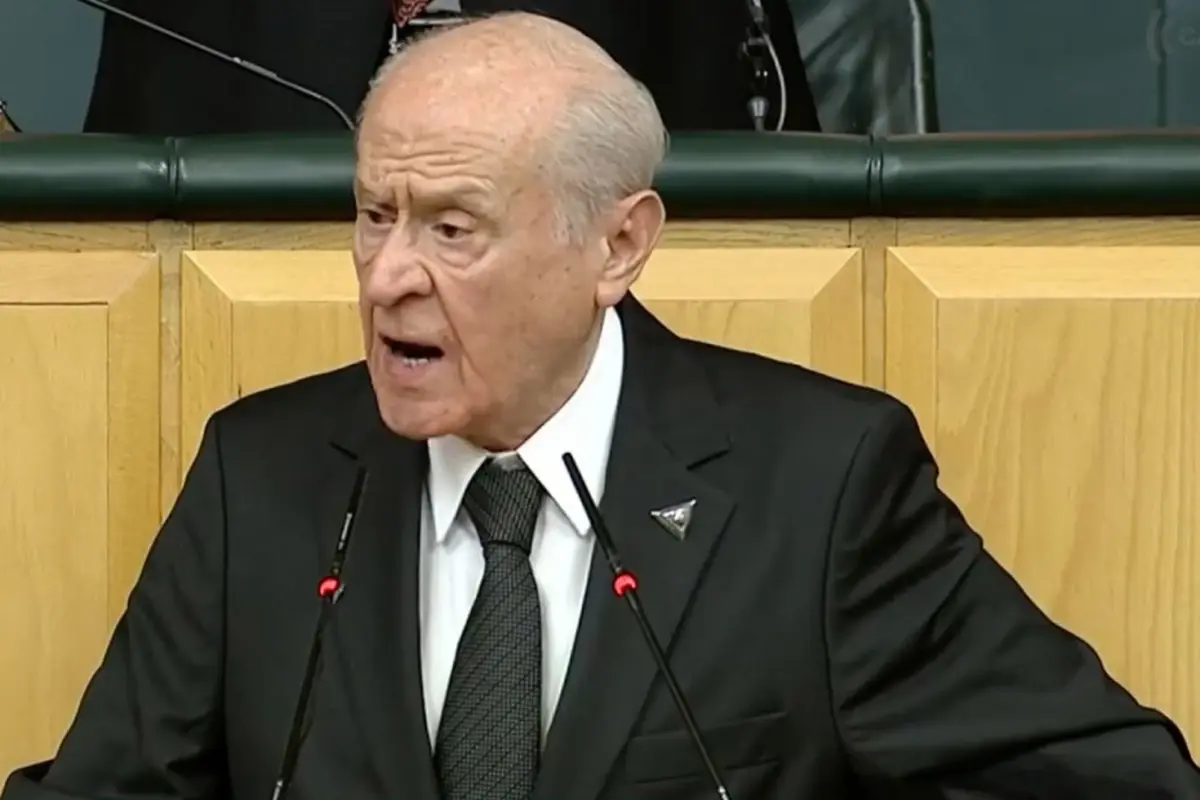 mecliste biji serok apo slogani atilmasina bahceliden ilk yorum bx8RRT6K.jpg