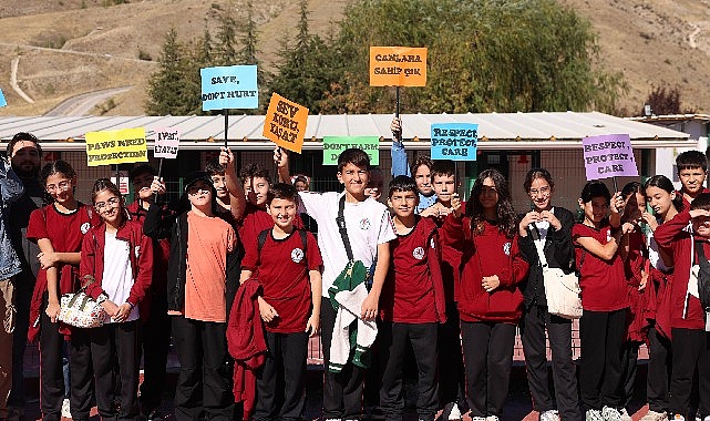 minik eller patili dostlarla bulustu ONytatwn