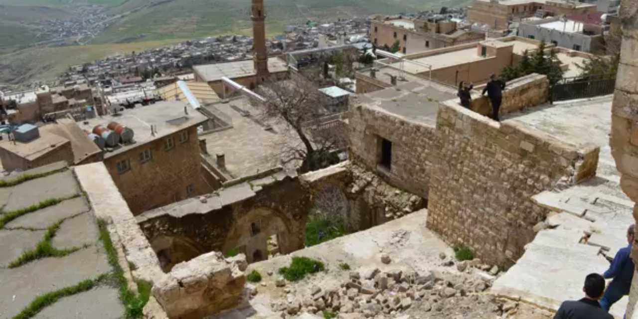 Mardin’de Yağmur Sonrası Çökme Olayı: “Büyük Bir Gürültüyle Uyandık”