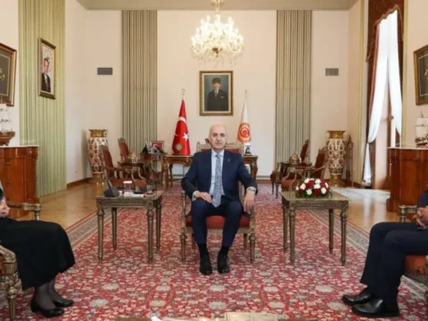 İmralı Heyeti ve TBMM Başkanı Kurtulmuş Arasında Önemli Görüşme